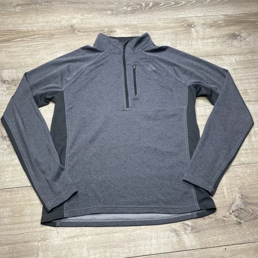 The North Face FlashDry Quarter Zip Pullover Mens Medium Grey Athletic Hiking